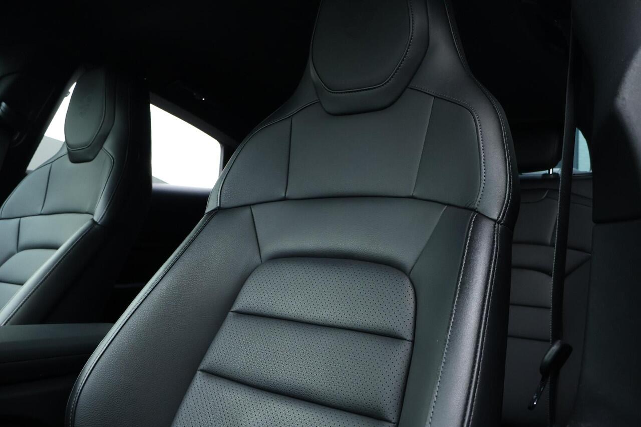 Porsche Taycan 79 kWh / SoH 91% / Sport Chrono / BOSE