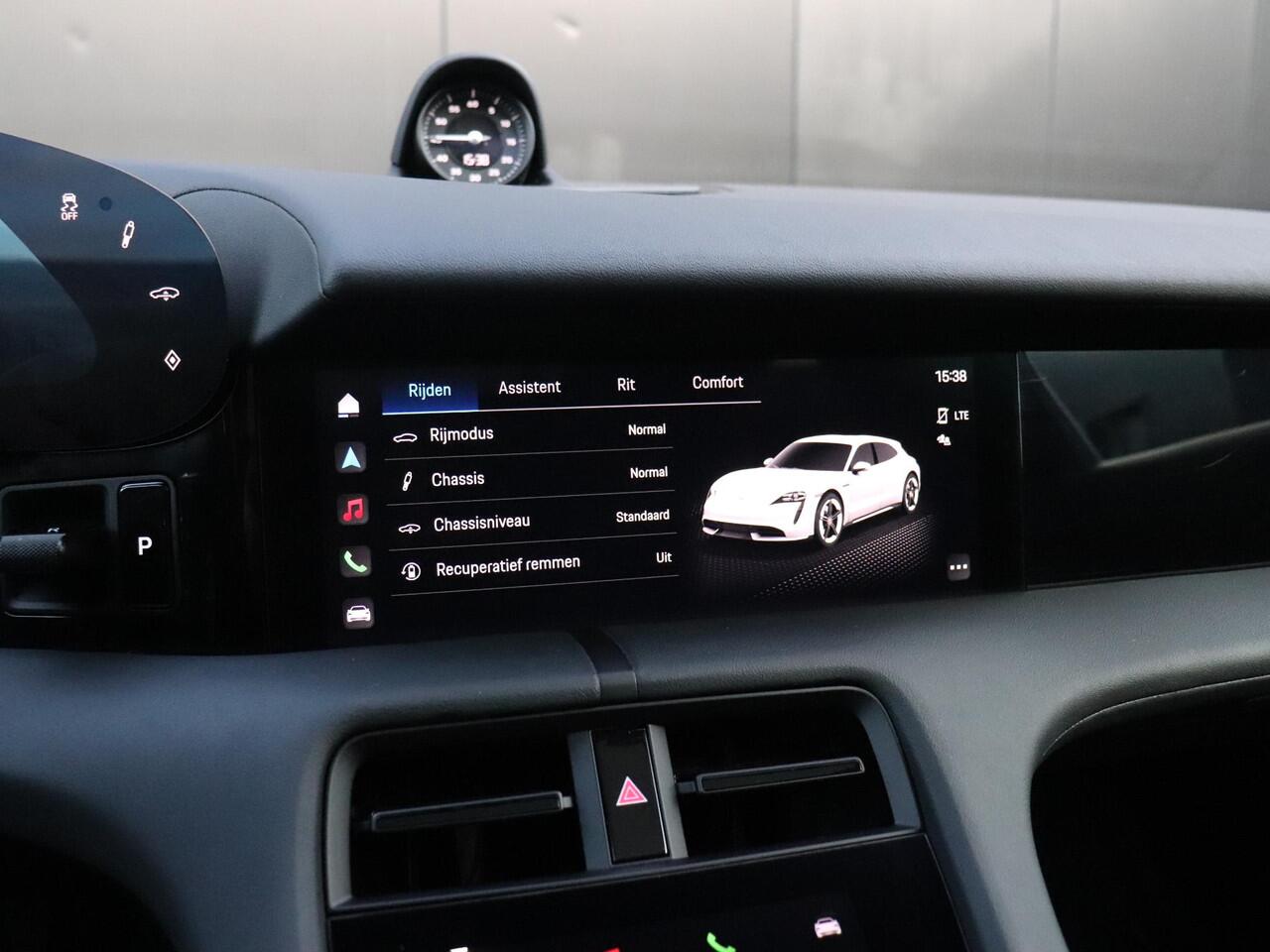 Porsche Taycan Sport Turismo 79 kWh | LEDER | SOH 92% | MEMORY | PANO-DAK | SPORTCHRONO | CAMERA | STOELVERW. |