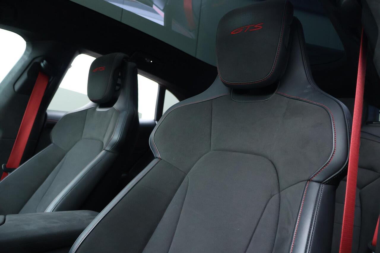 Porsche Taycan Sport Turismo GTS 93 kWh /SoH 92,8% / Sport Chrono / Pano / Bose / Luchtvering