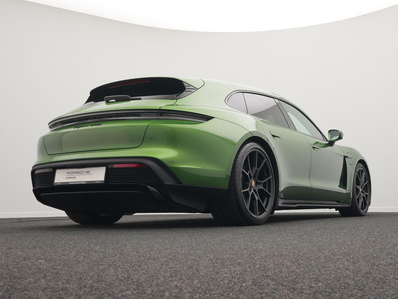 Porsche Taycan Sport Turismo GTS