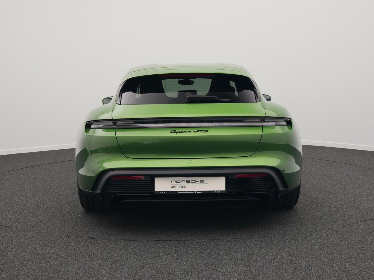 Porsche Taycan Sport Turismo GTS