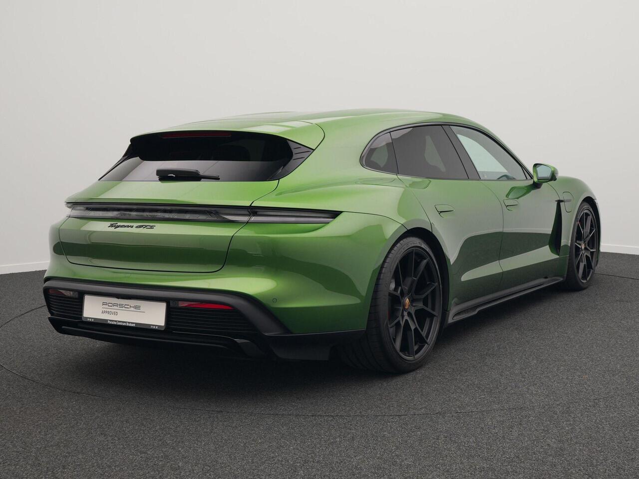 Porsche Taycan Sport Turismo GTS