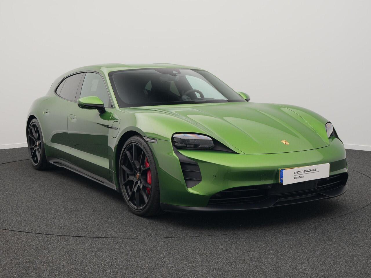 Porsche Taycan Sport Turismo GTS