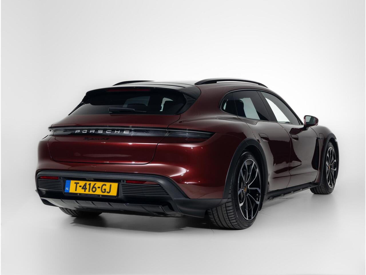 Porsche Taycan 4S Cross Turismo