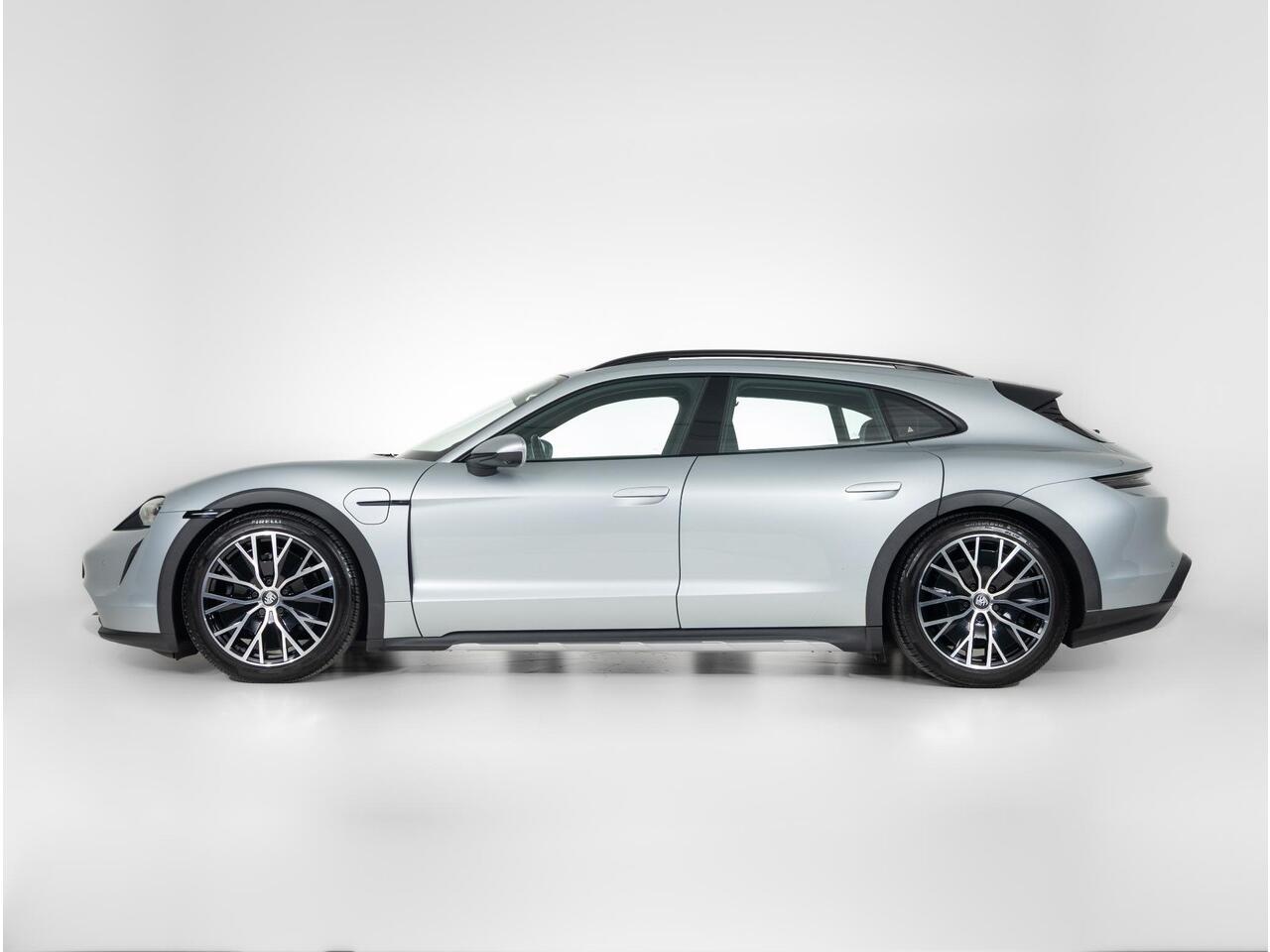 Porsche Taycan 4 Cross Turismo