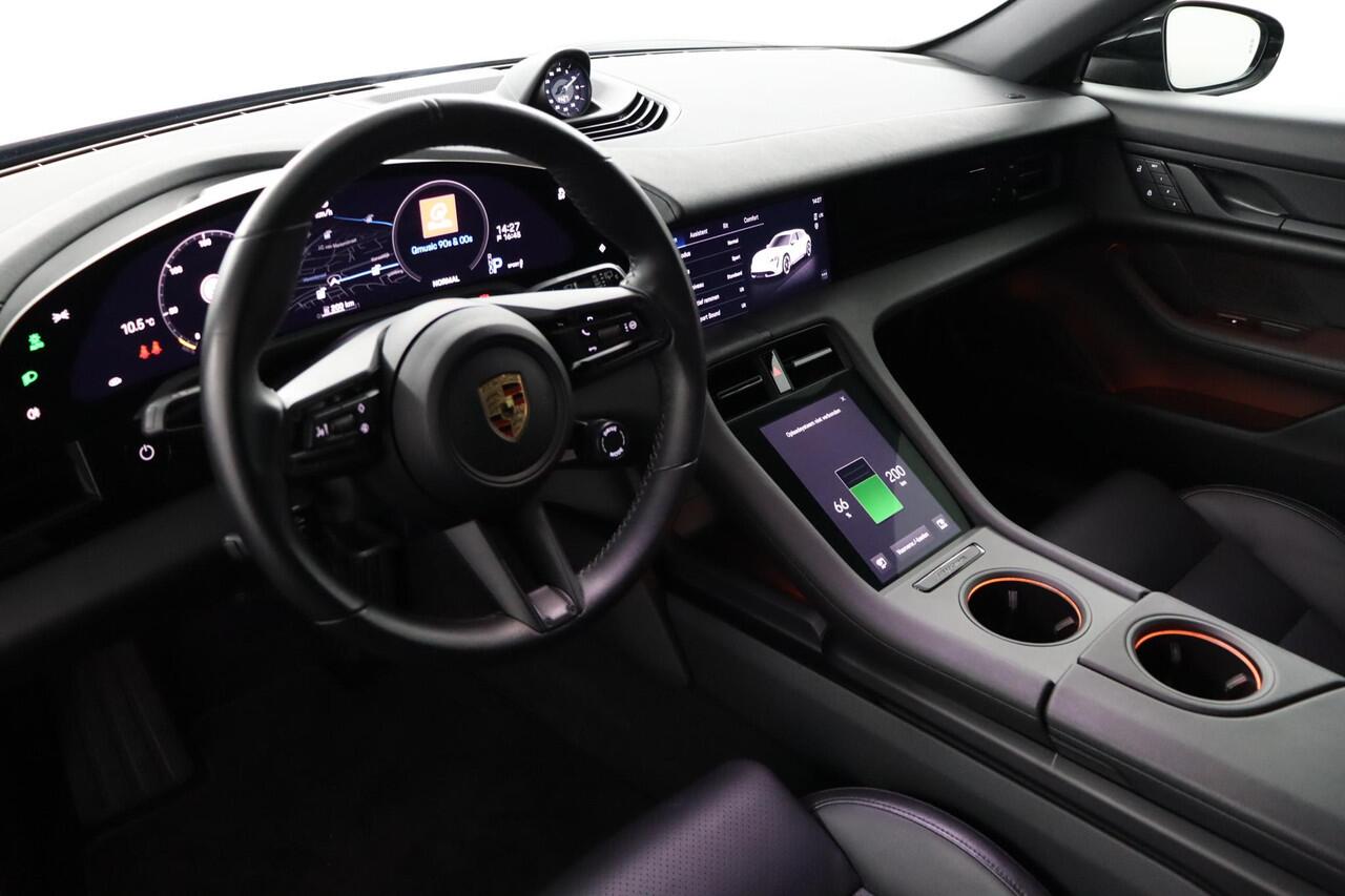 Porsche Taycan Sport Turismo 79 kWh | NAP | Sports chrono | Pano | ACC | 1e eigenaar | Dealeronderhouden | 2e set wielen