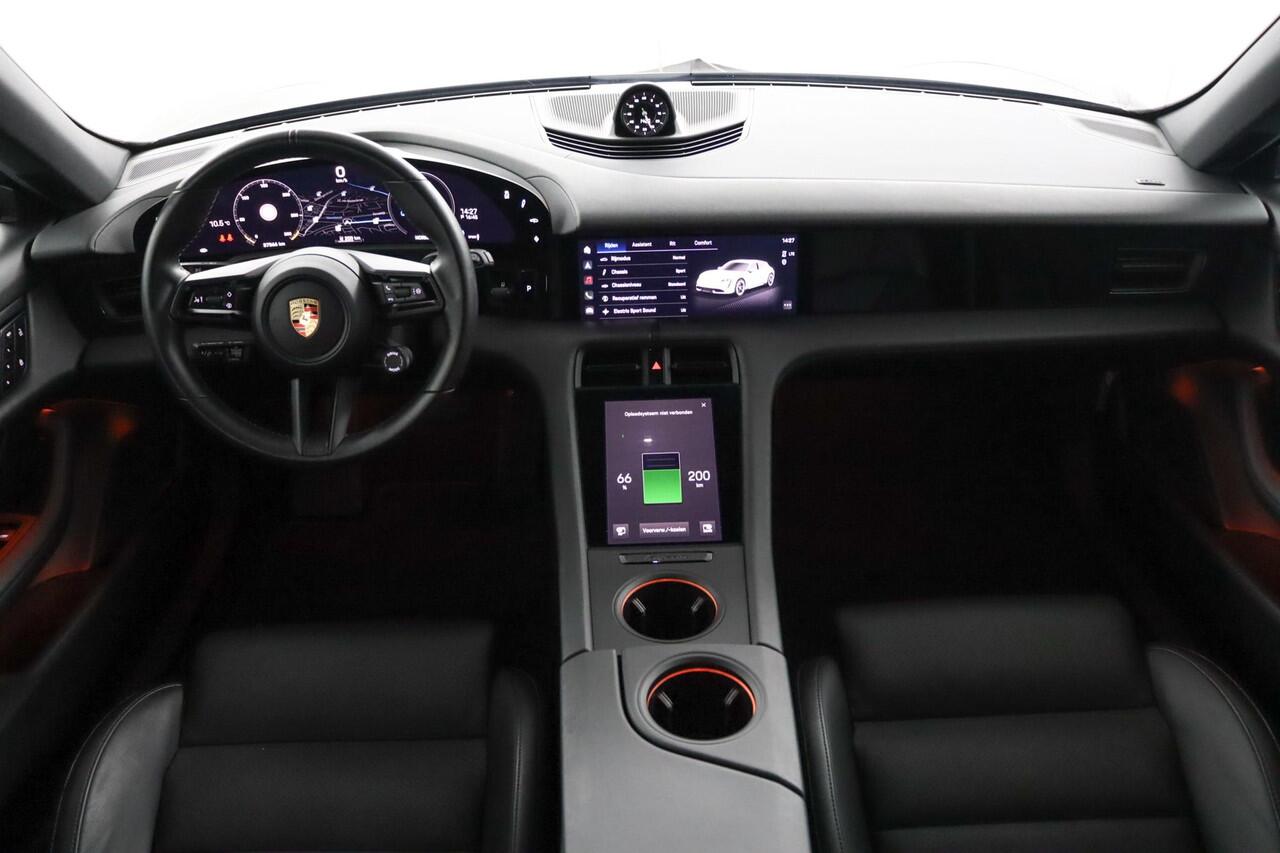 Porsche Taycan Sport Turismo 79 kWh | NAP | Sports chrono | Pano | ACC | 1e eigenaar | Dealeronderhouden | 2e set wielen