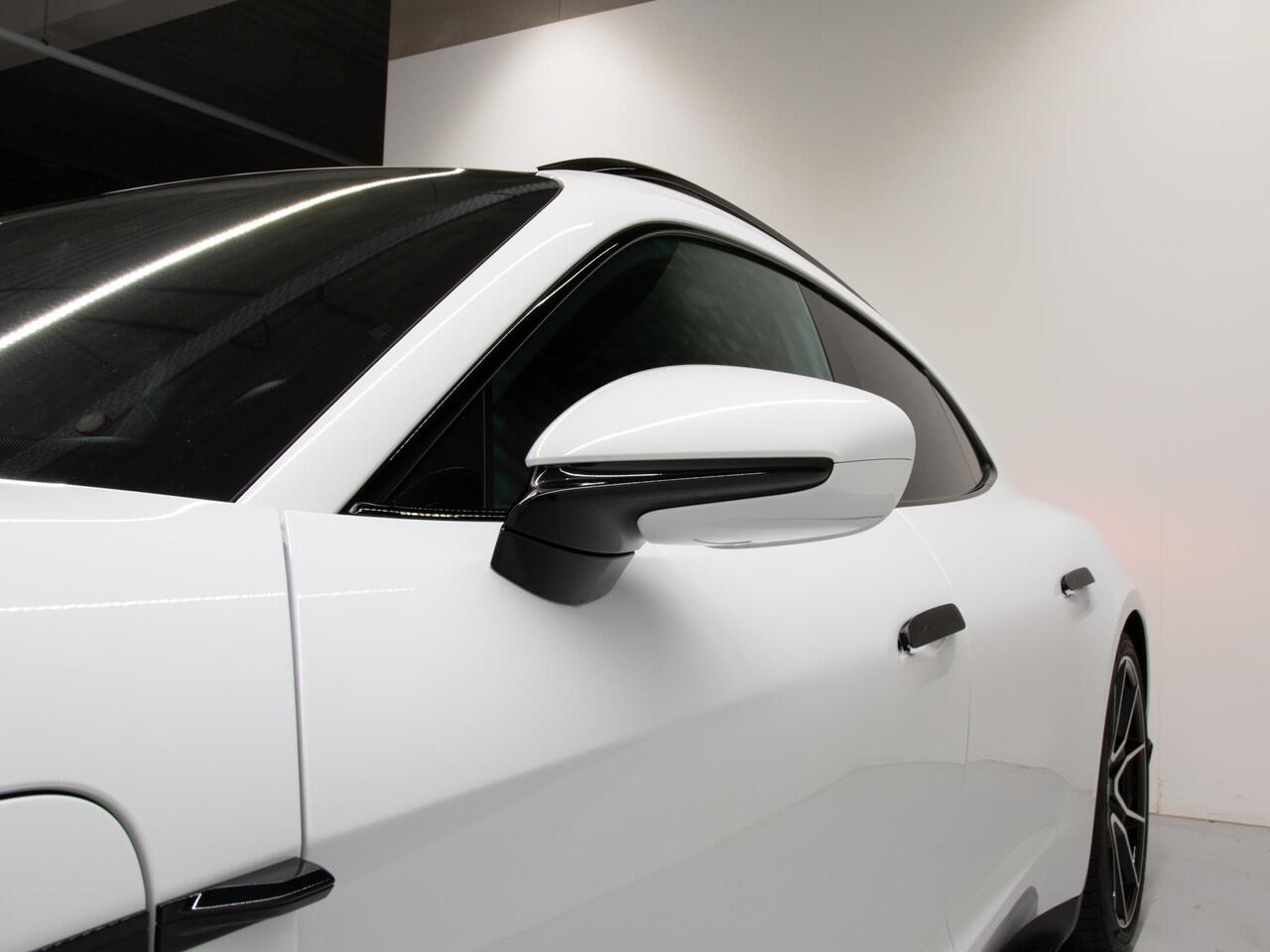 Porsche Taycan Sport Turismo