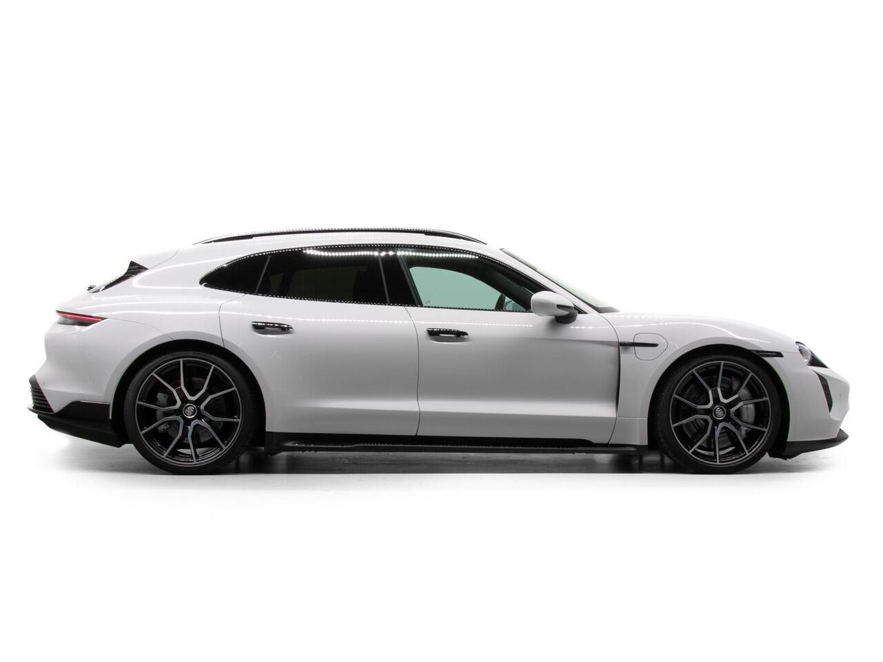 Porsche Taycan Sport Turismo