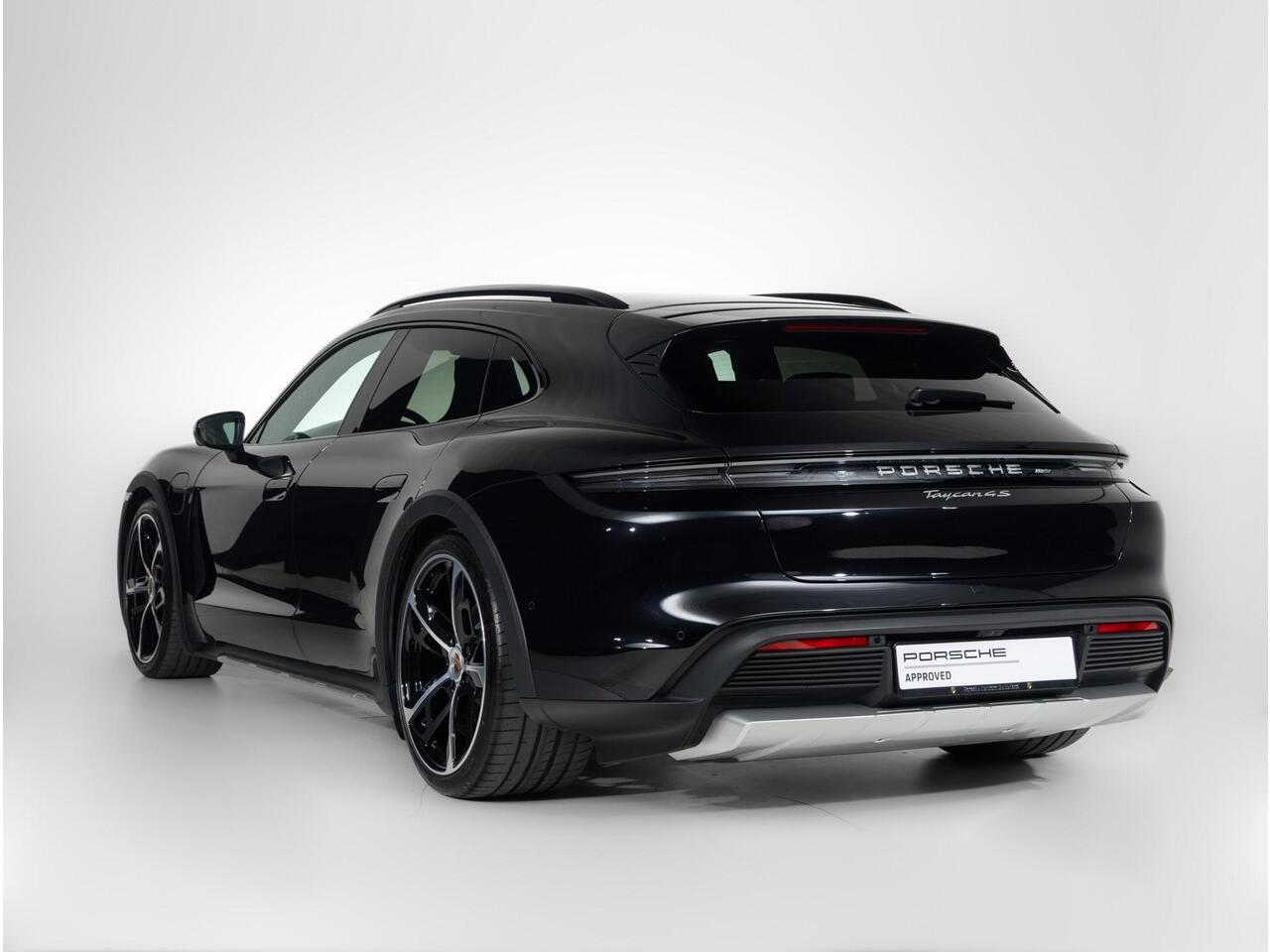 Porsche Taycan 4S Cross Turismo