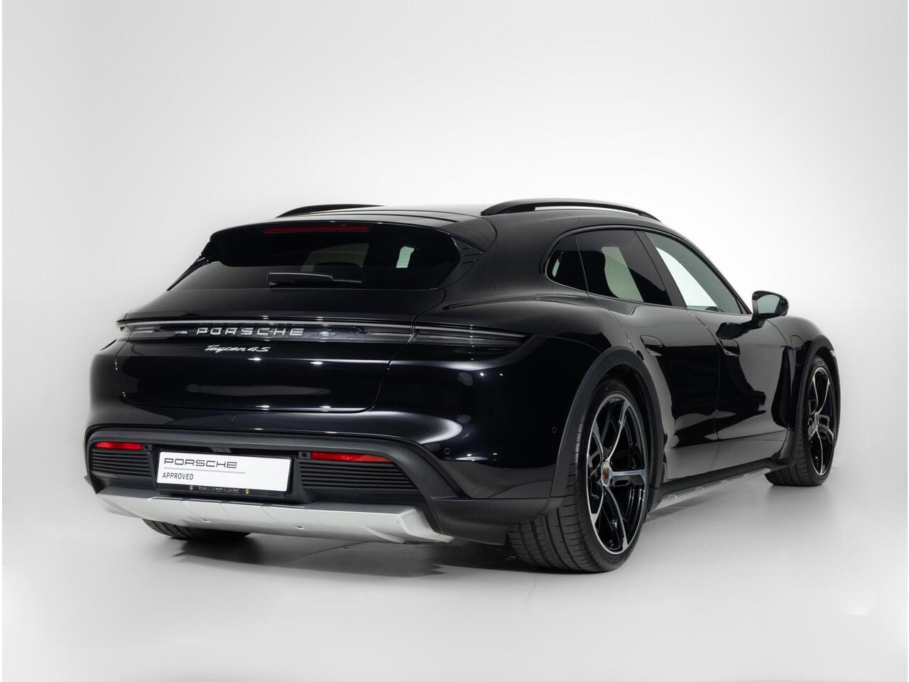 Porsche Taycan 4S Cross Turismo