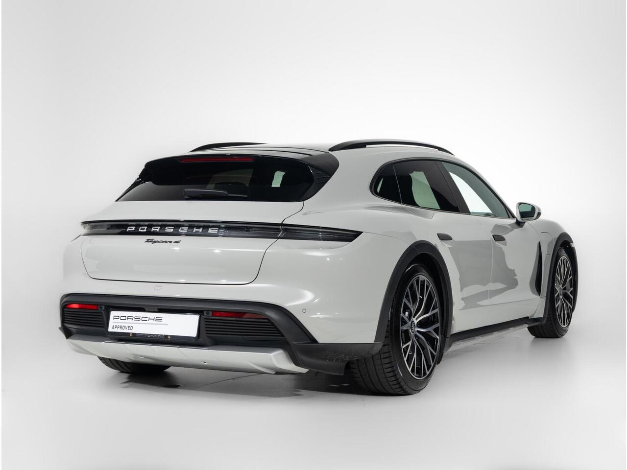 Porsche Taycan 4 Cross Turismo