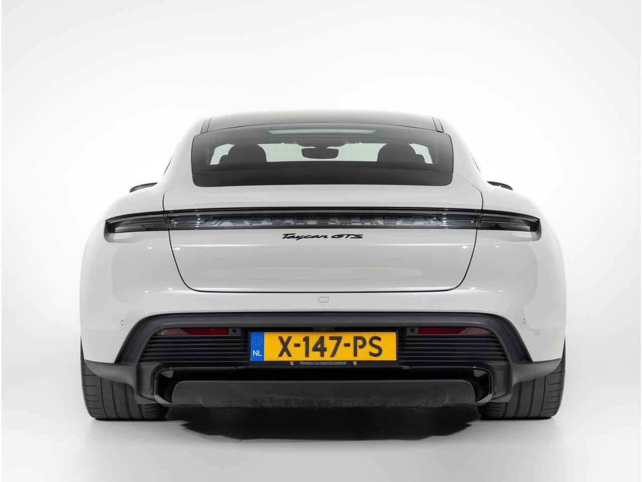 Porsche Taycan GTS