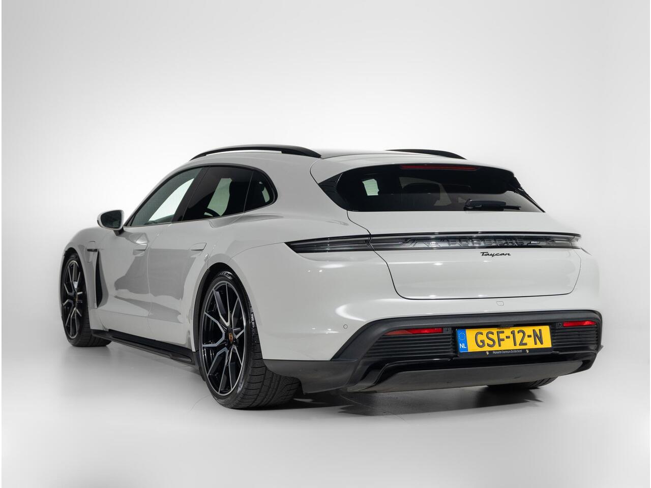 Porsche Taycan Sport Turismo