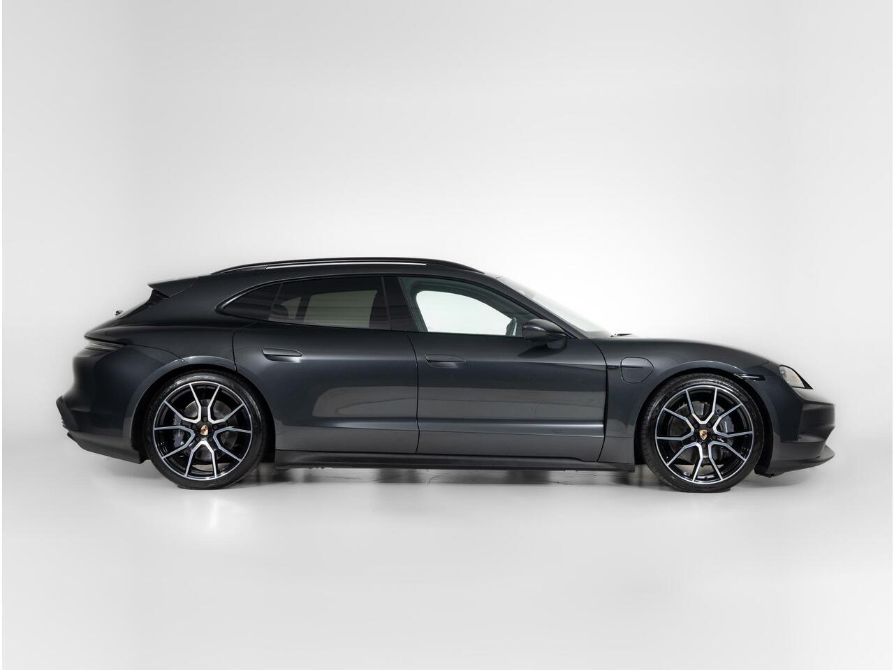Porsche Taycan Sport Turismo