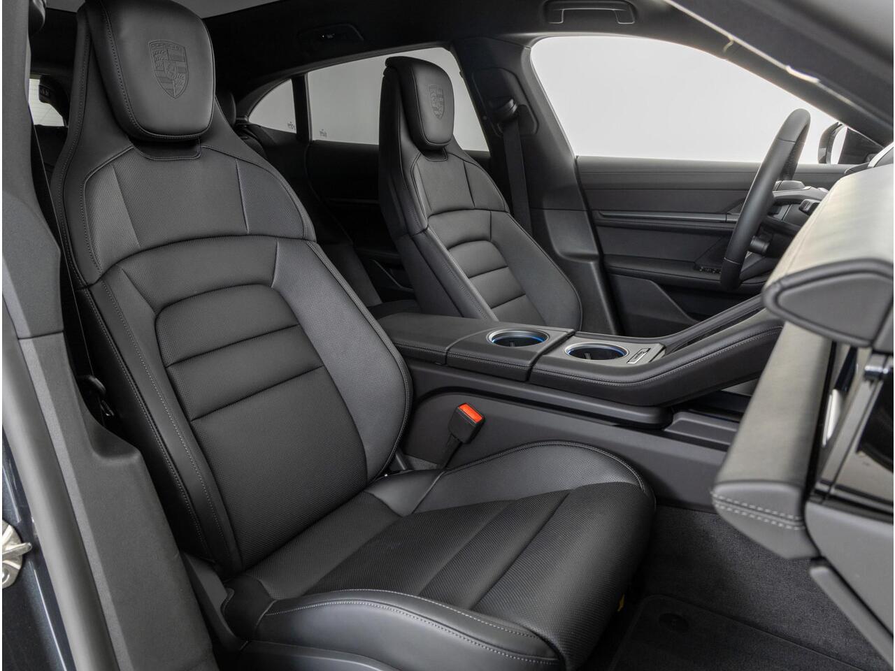 Porsche Taycan Sport Turismo