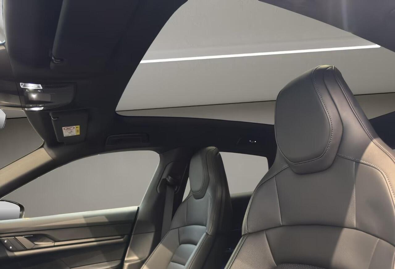 Porsche Taycan Cross Turismo 4S 93 kWh