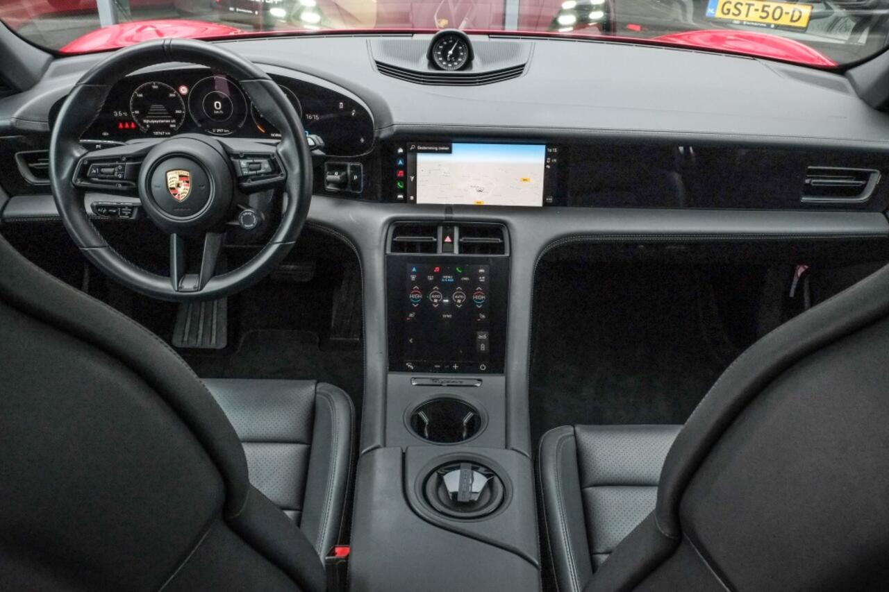 Porsche Taycan Sport Turismo 89 kWh Panoramadak, Sport Chrono, Adaptive cruisecontrol