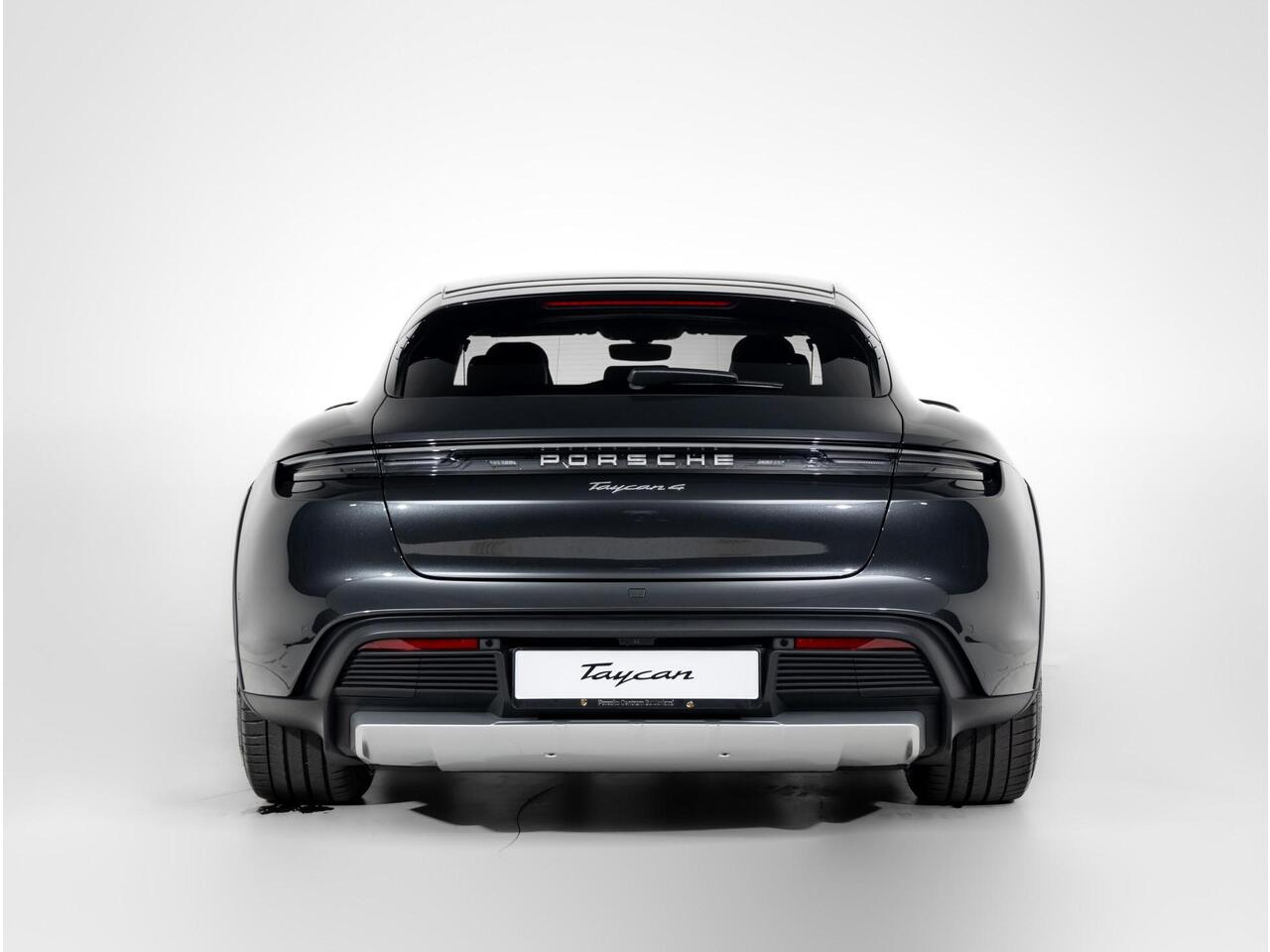Porsche Taycan 4 Cross Turismo