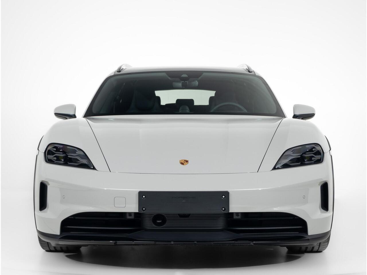 Porsche Taycan 4 Cross Turismo