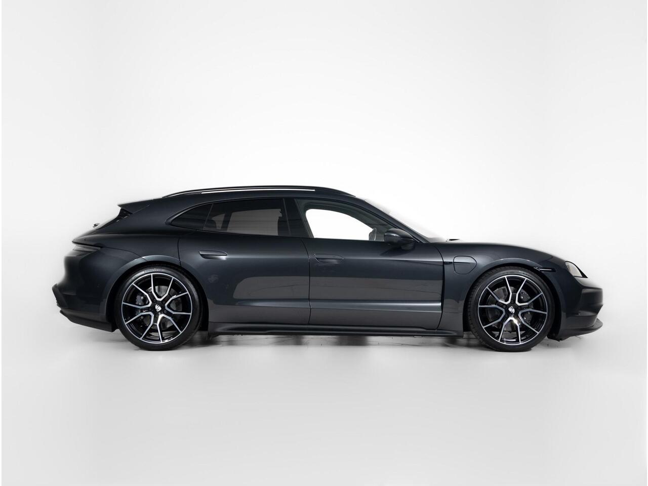 Porsche Taycan Sport Turismo