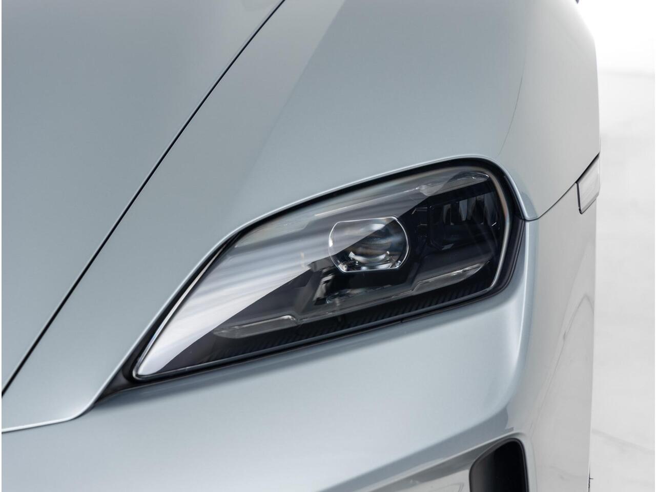 Porsche Taycan Sport Turismo