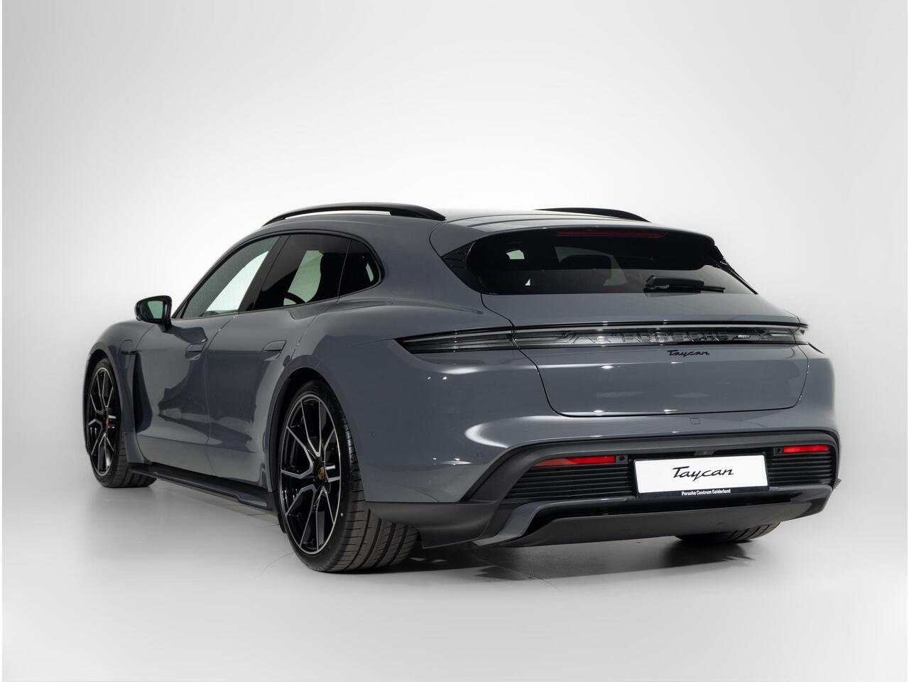 Porsche Taycan Sport Turismo Black Edition