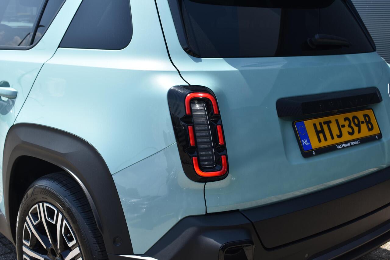 Renault 4 Comfort Range Iconic 52 kWh 150PK | Google Navigatie | Adaptieve Cruise Control | Pack Advanced Driving Assist | Vehicle-to-load | Lichtmetalen Velgen 18" | Apple CarPlay & Android Auto