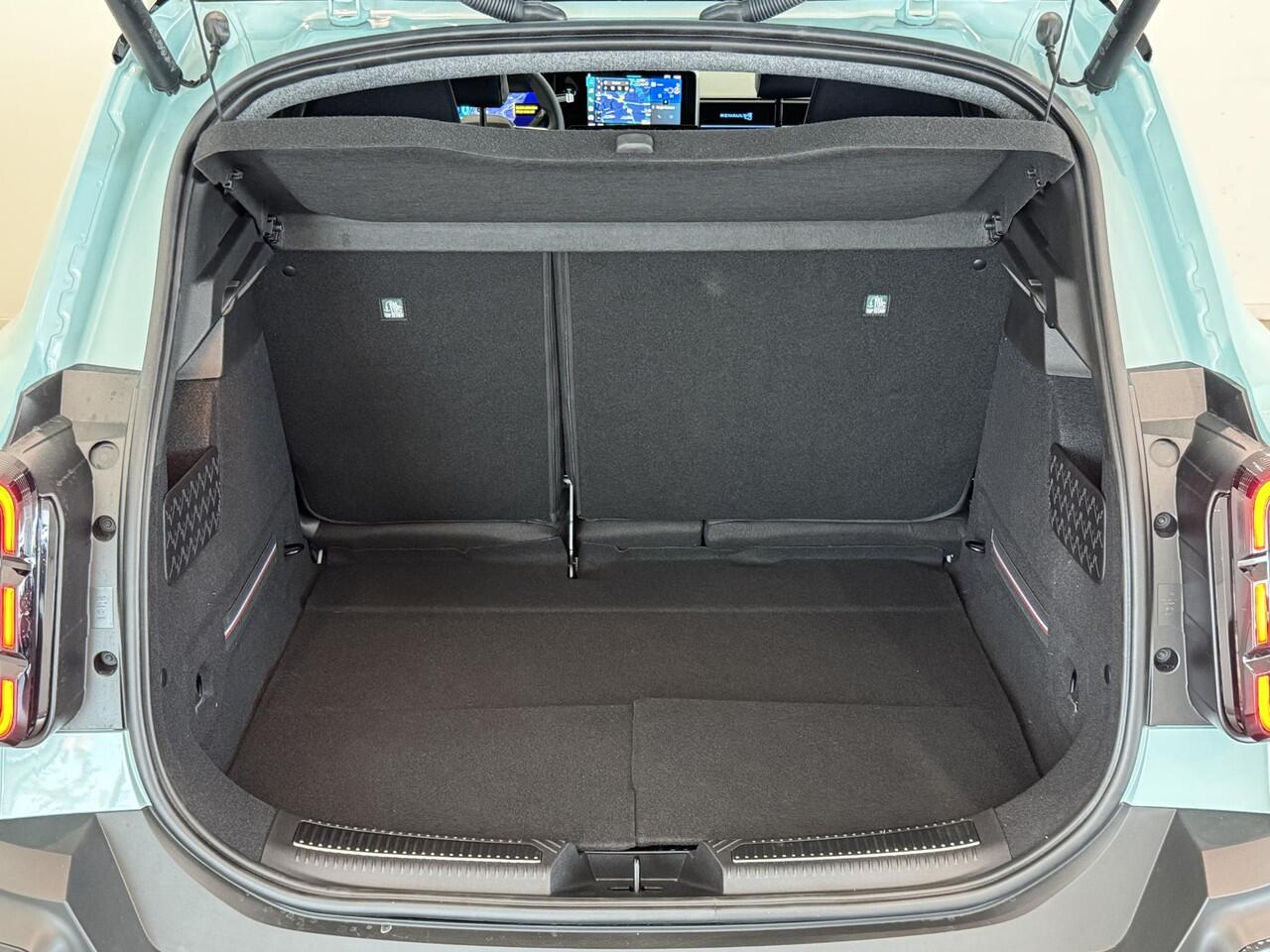 Renault 4 Comfort Range Iconic 52 kWh | Pack Advanced Driving Assist | Adapter V2L, energie naar extern apparaat | Demo leverbaar 11-2025