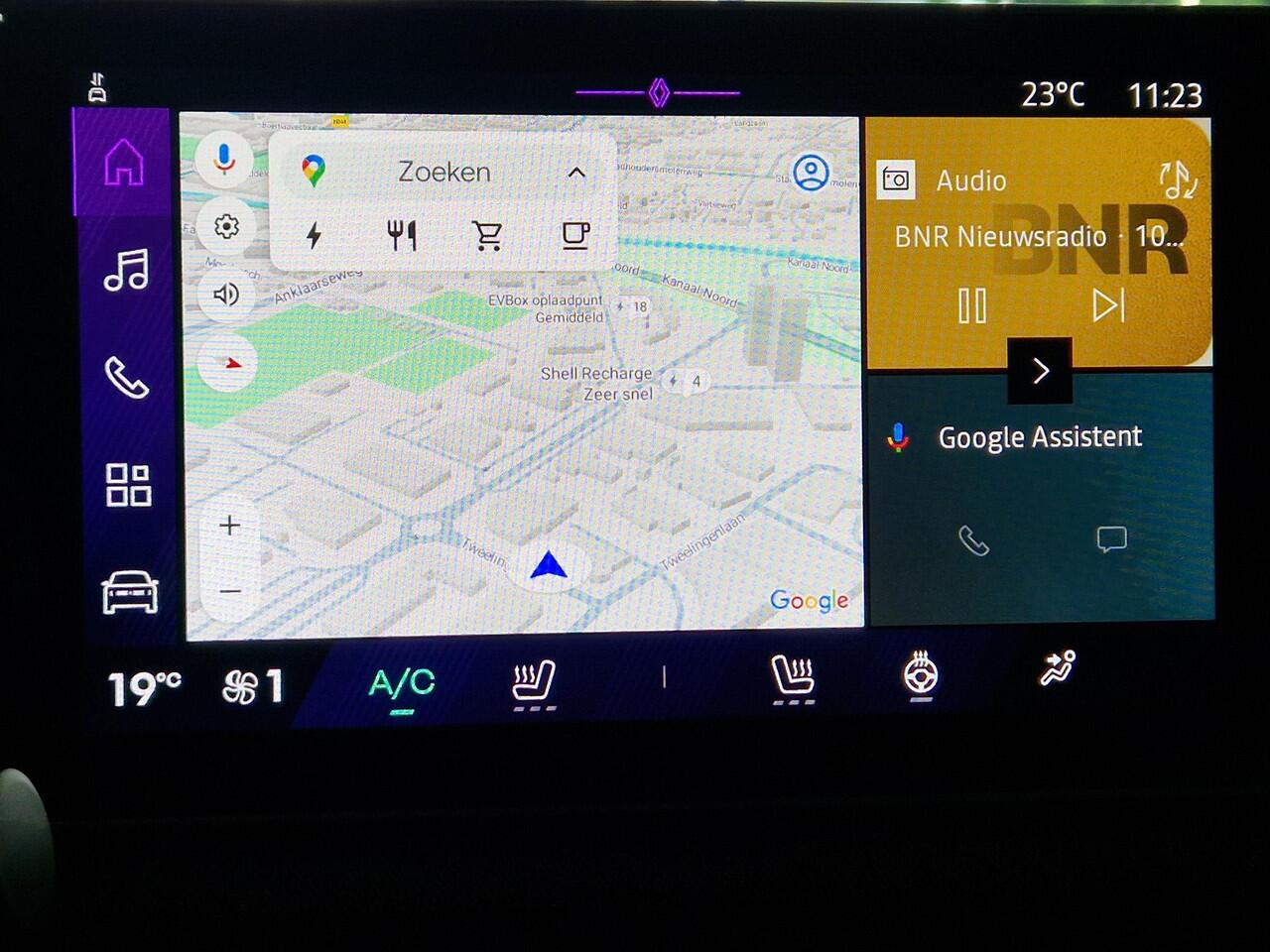 Renault 4 comfort range techno 52 kWh | DEMO | DODEHOEK ASSISTENT | ELEKTRISCHE ACHTERKLEP | PACK WINTER | ADAPTIVE CRUISE CONTROLE |