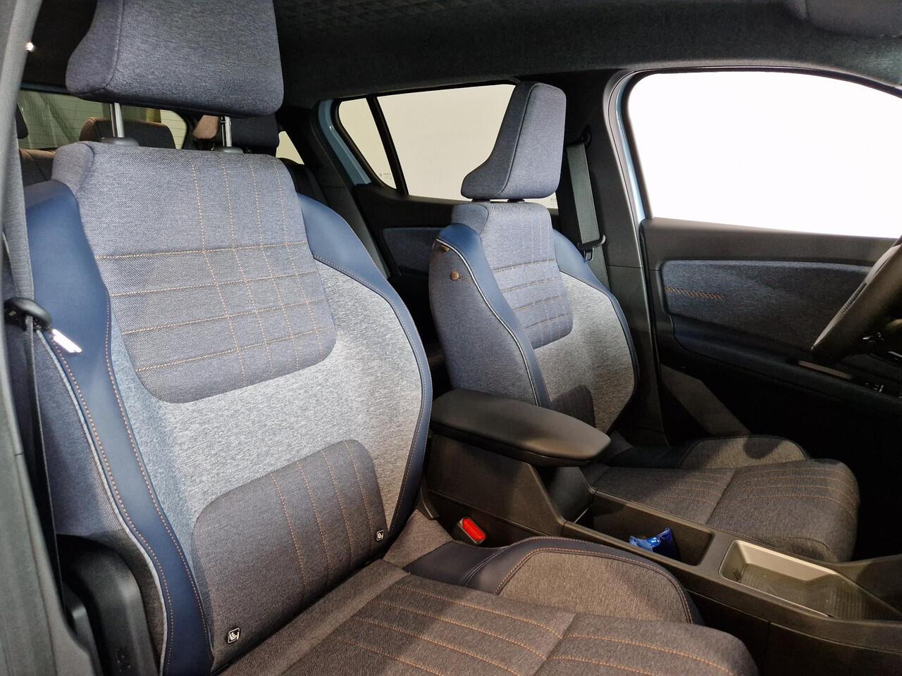 Renault 4 comfort range techno 52 kWh | DEMO | DODEHOEK ASSISTENT | ELEKTRISCHE ACHTERKLEP | PACK WINTER | ADAPTIVE CRUISE CONTROLE |