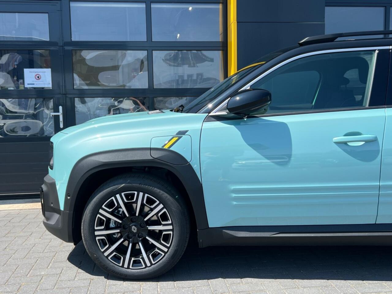 Renault 4 150 pk Iconic Comfort Range 52 kWh I Demo Voordeel