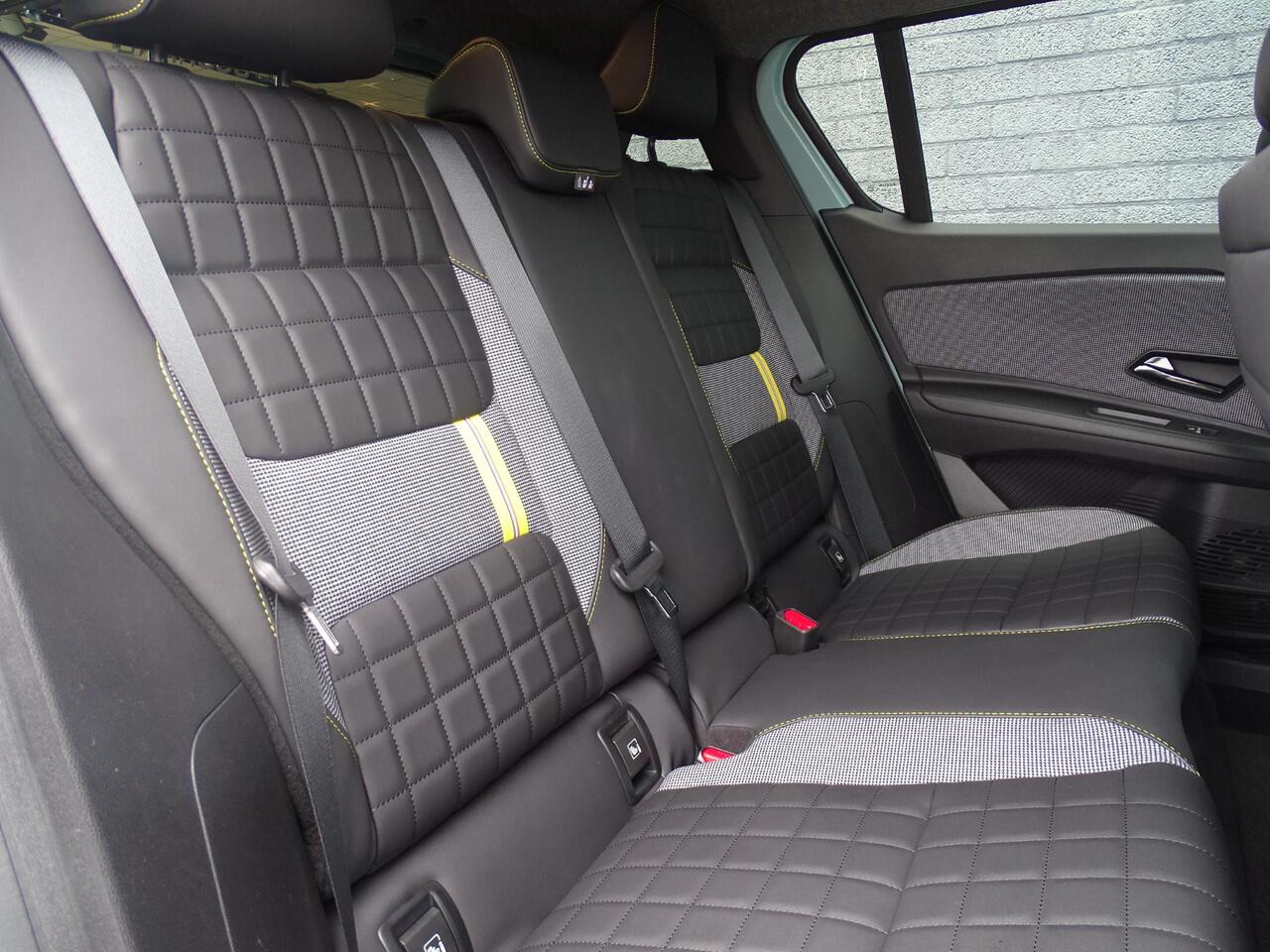 Renault 4 comfort range iconic 52 kWh PACK ADVANCED DRIVING ASSIST / HARMAN KARDON AUDIO / V2L ADAPTER | Demo leverbaar 11-2025