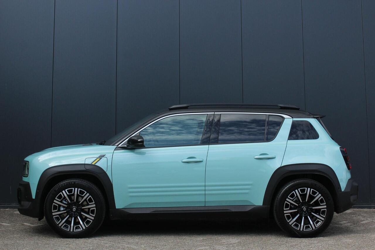 Renault 4 comfort range iconic 150Pk 52 kWh | Navigatie Via Google | Apple & Android Carplay | Parkeersensoren Voor & Achter | Achteruitrijcamera | Adaptieve Cruise Control | Privacy Glass | Keyless entry | Elektrische Achterklep |