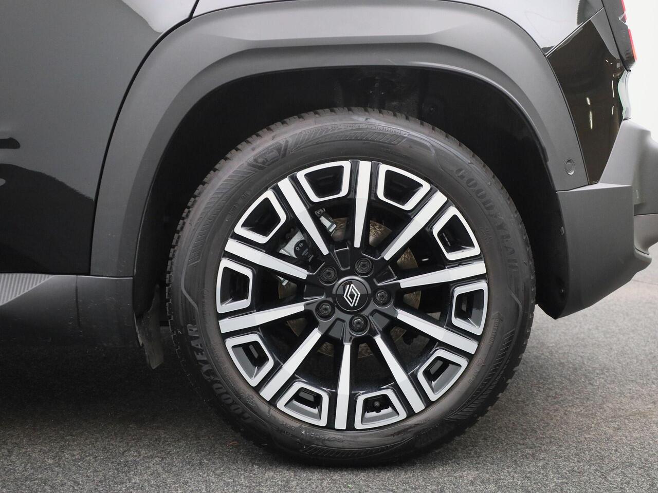 Renault 4 comfort range iconic 52 kWh | Pack Advanced Driving Assist | Harman Kardon Audio | Camera | Stoel- & Stuurwielverwarming | Lederen Bekleding | 18" LMV | Android Automotive | LED | Keyless | Draadloze Apple Carplay & Android Auto