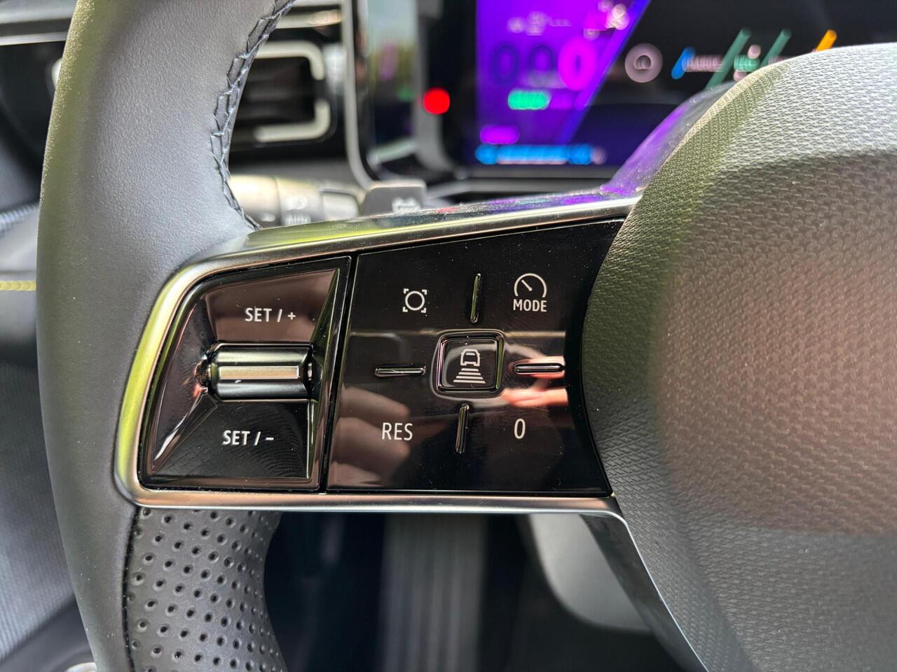 Renault 4 comfort range iconic 52 kWh | Demo leverbaar 11-2025 |