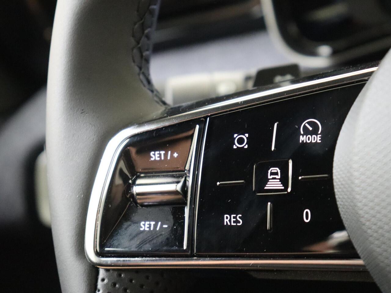 Renault 4 comfort range iconic 52 kWh