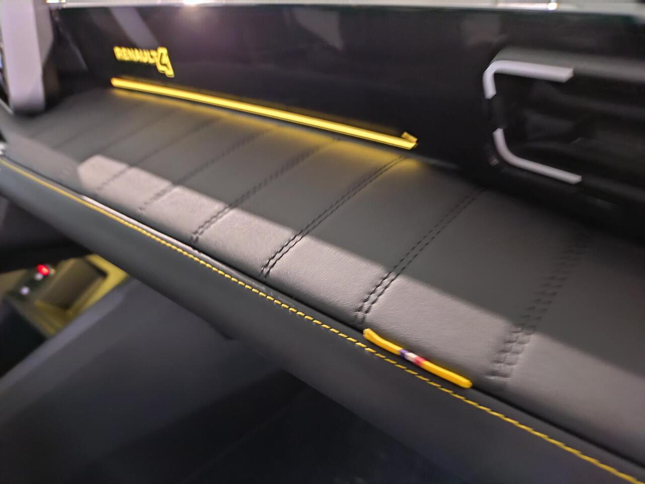 Renault 4 comfort range iconic 52 kWh / VOORRAADACTIE /