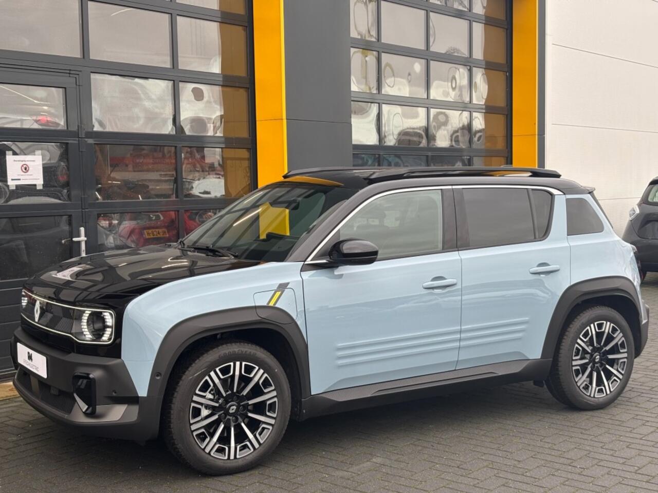 Renault 4 E-Tech Iconic 150 pk Comfort Range Harman Kardon Pack extended grip en pack advanced driving assist