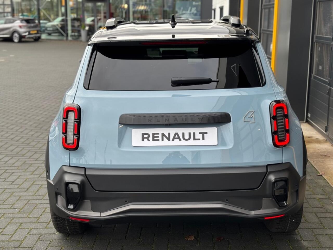 Renault 4 E-Tech Iconic 150 pk Comfort Range Harman Kardon Pack extended grip en pack advanced driving assist