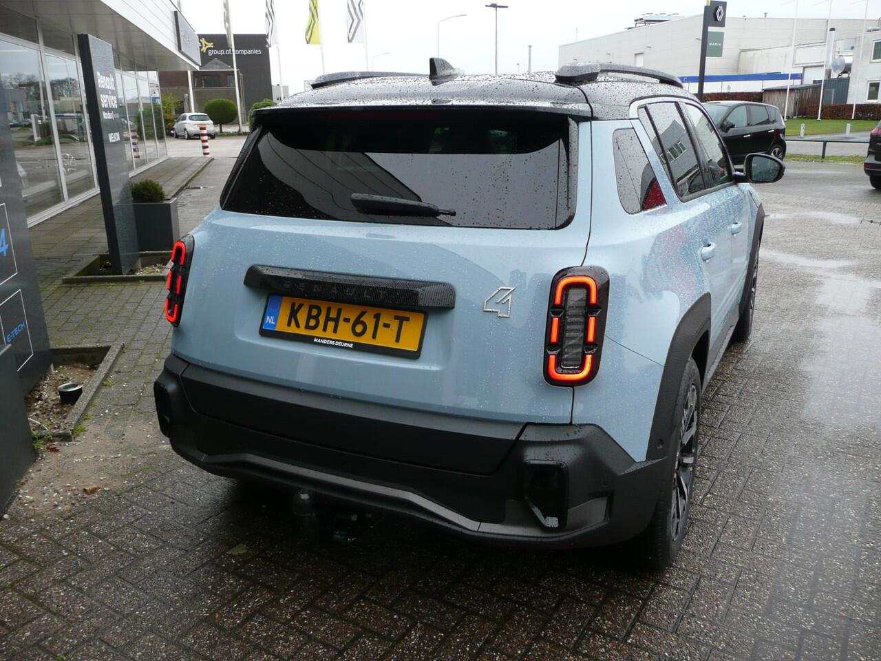 Renault 4 comfort range Iconinc 52 kWh E-TECH ELECTRIC De R4 is al leverbaar vanaf ¤ 29.990*