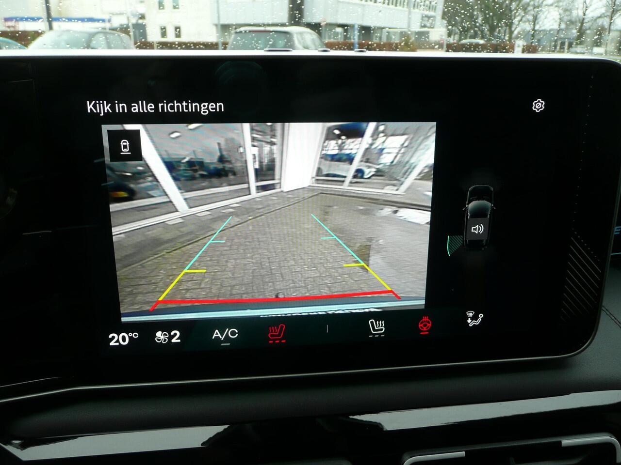 Renault 4 comfort range Iconinc 52 kWh E-TECH ELECTRIC De R4 is al leverbaar vanaf ¤ 29.990*