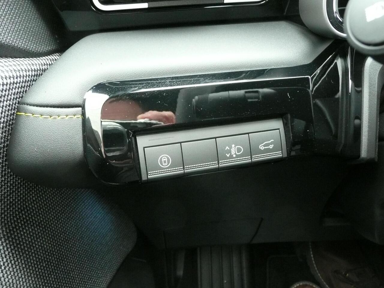 Renault 4 comfort range Iconinc 52 kWh E-TECH ELECTRIC De R4 is al leverbaar vanaf ¤ 29.990*