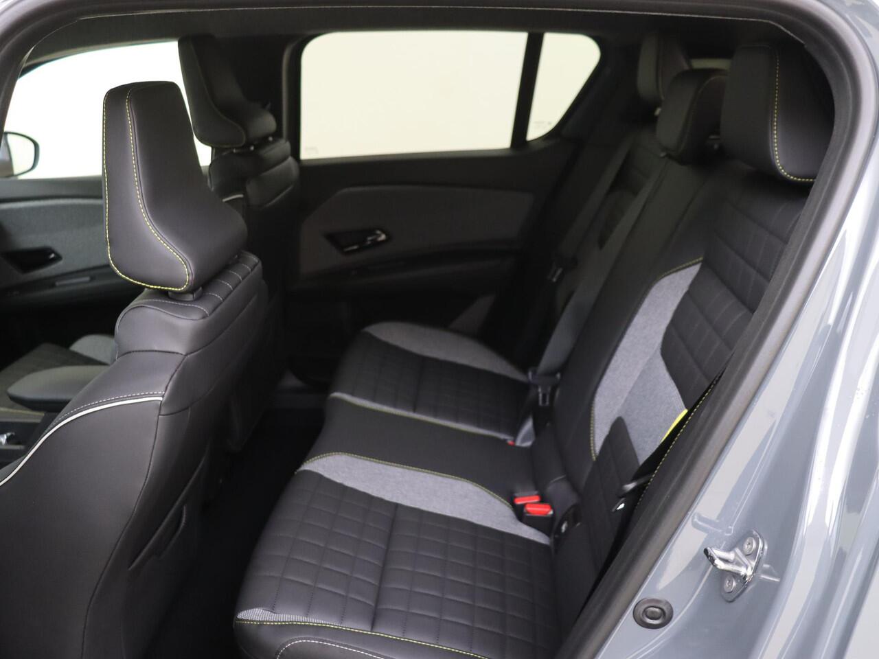 Renault 4 comfort range iconic 52 kWh 150PK | Harman Kardon | Pack Advanced Driving Assist | Achteruitrijcamera | Stoel- en Stuurverwarming | Apple CarPlay & Android Auto