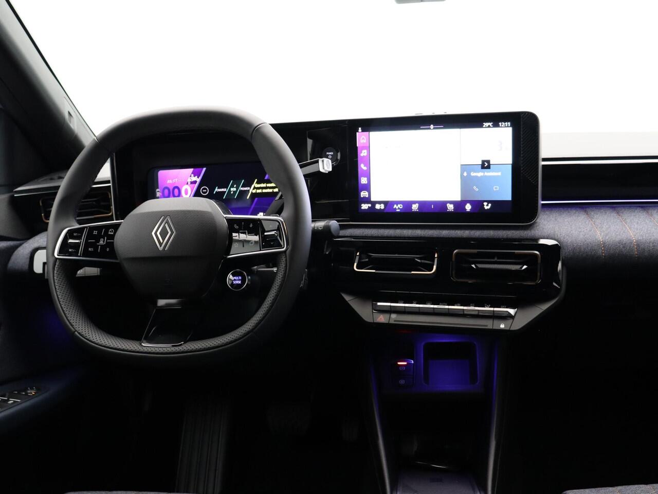 Renault 4 comfort range techno 52 kWh | Vijf jaar garantie | Stoel- en stuurwielverwarming | Adaptieve cruise control | 18" Lichtmetalen velgen |