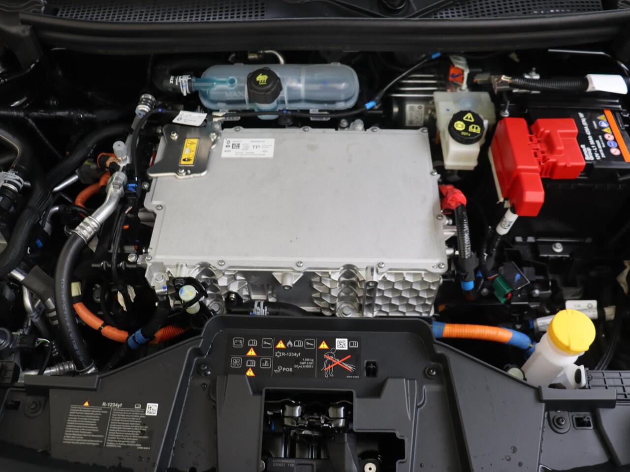 Renault 4 comfort range techno 52 kWh | Harman Kardon® premium audio | Pack extended grip | Pack safety & advanced driving assist | Pack winter premium | Privacy Glass vanaf B Stijl