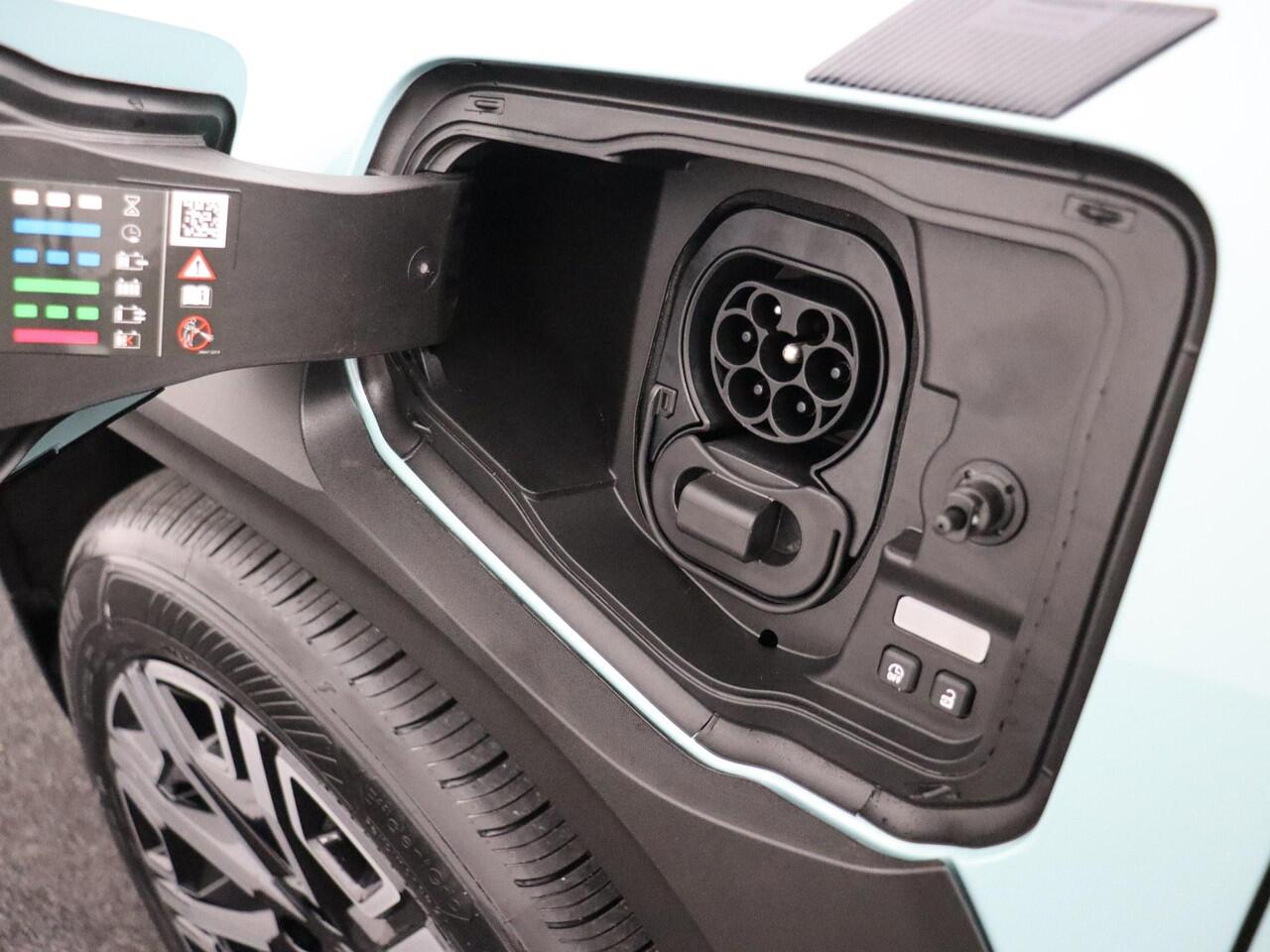 Renault 4 comfort range iconic 52 kWh / PACK ADVANCED DRIVING ASSIST / HARMAN KARDON PREMIUM AUDIO /