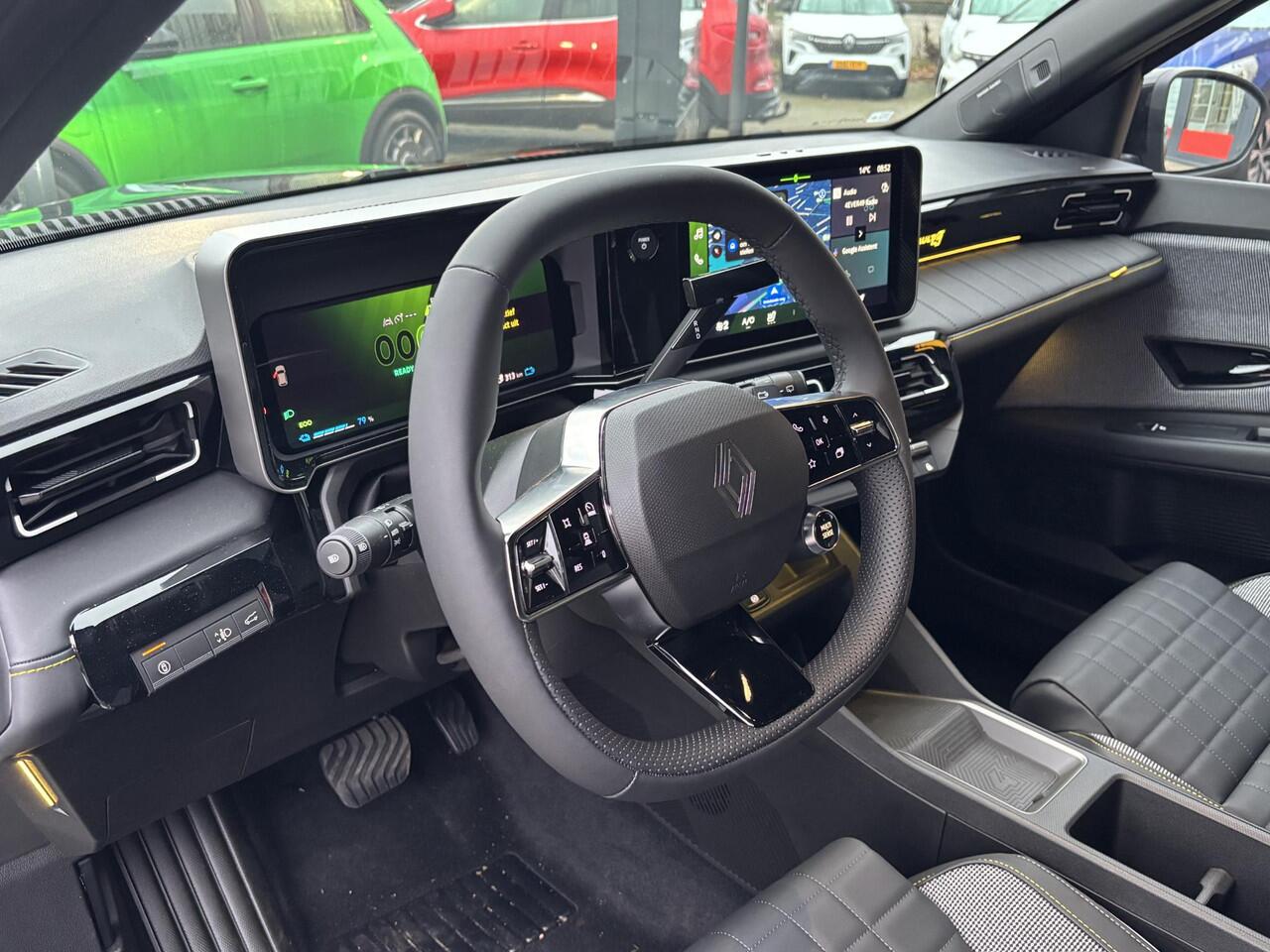 Renault 4 Iconic 150 pk Comfort Range l Meer dan ¤ 3.000 voorraadvoordeel! l Gratis 5 jaar fabrieksgarantie! l Uit voorraad leverbaar!