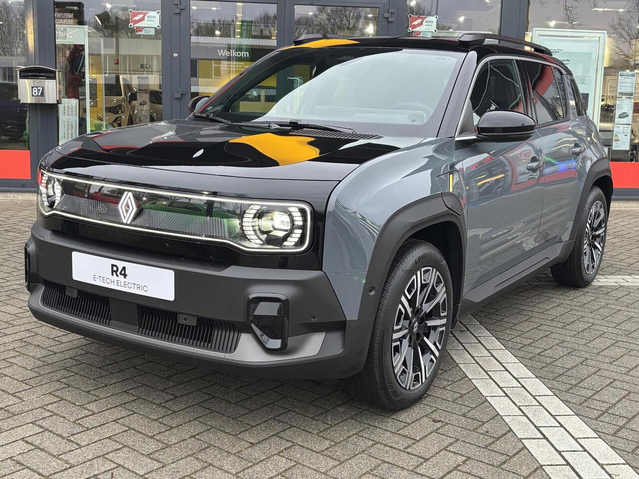 Renault 4 Iconic 150 pk Comfort Range l Meer dan ¤ 3.000 voorraadvoordeel! l Gratis 5 jaar fabrieksgarantie! l Uit voorraad leverbaar!