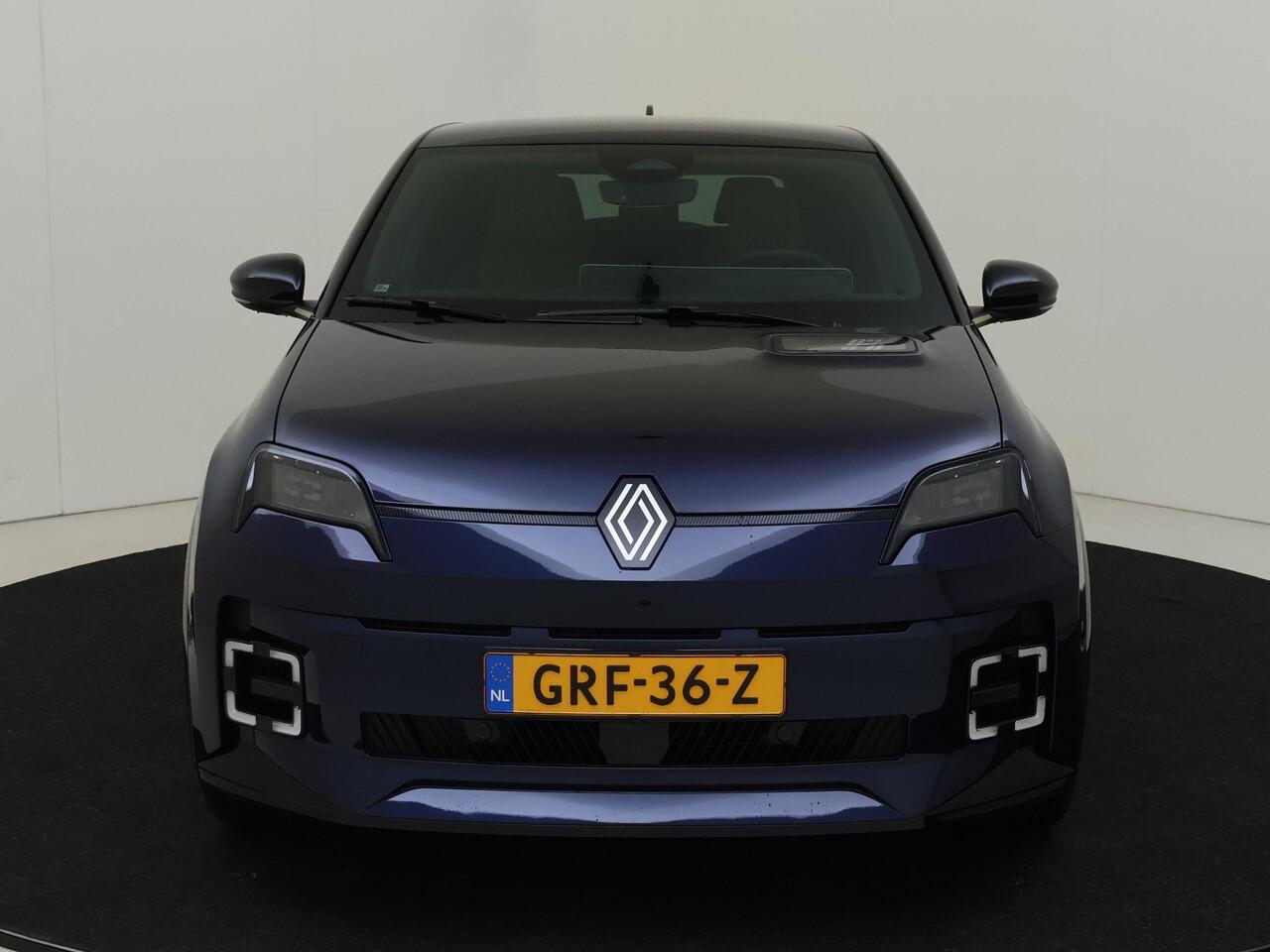 Renault 5 comfort range iconic cinq 52 kWh | BTW| 410km WLTP| AUTOMAAT| Cruise/Climatecontrol | Navigatie & Achteruitrijcamera| Stoel/Stuurverwarming |